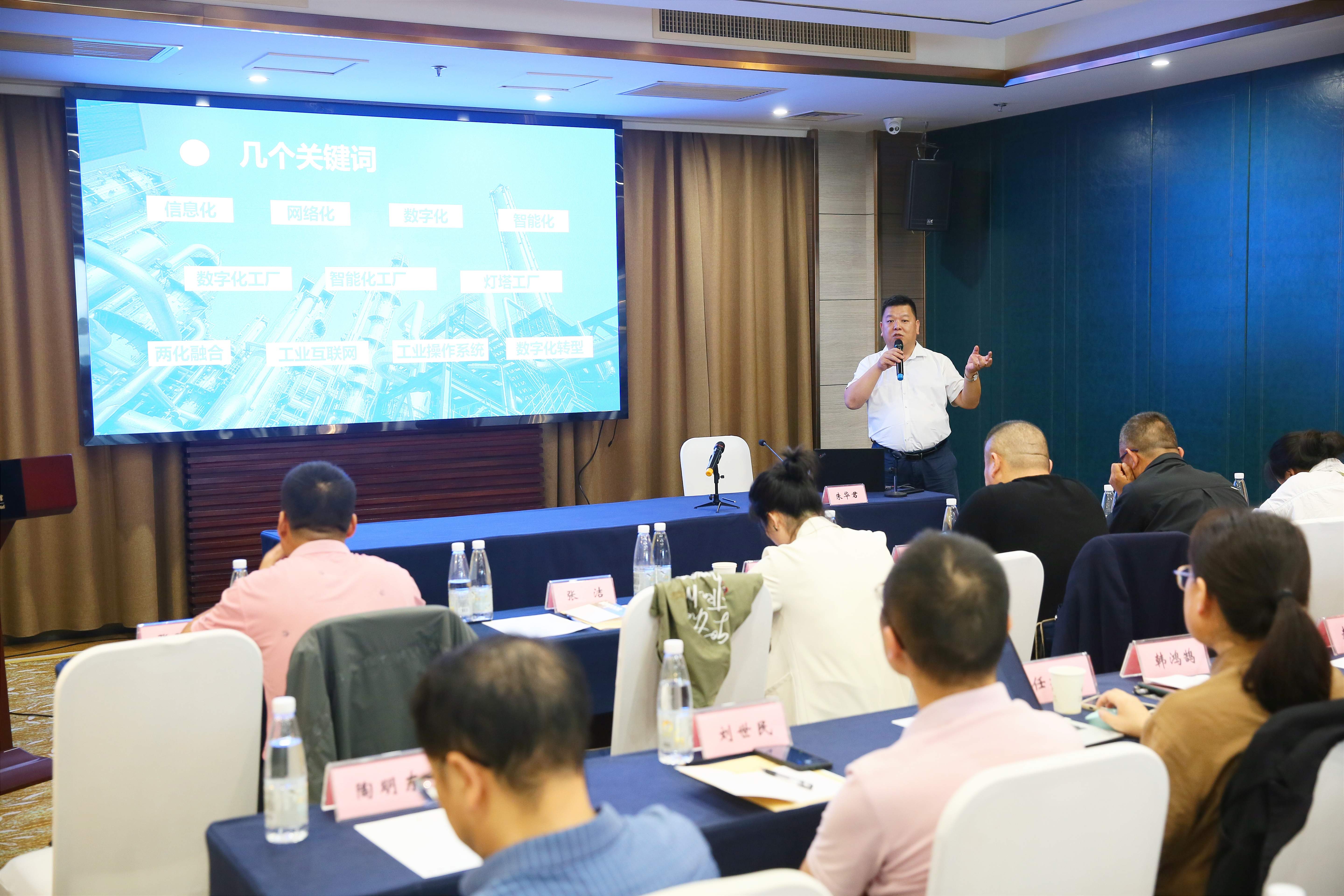 1696645130216231.jpg fdc5238df9c4b258ab59f97aed8b963.jpg